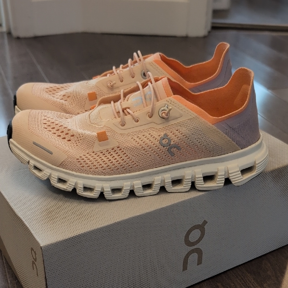 On Cloud 6 Coast - Women's Running Shoes